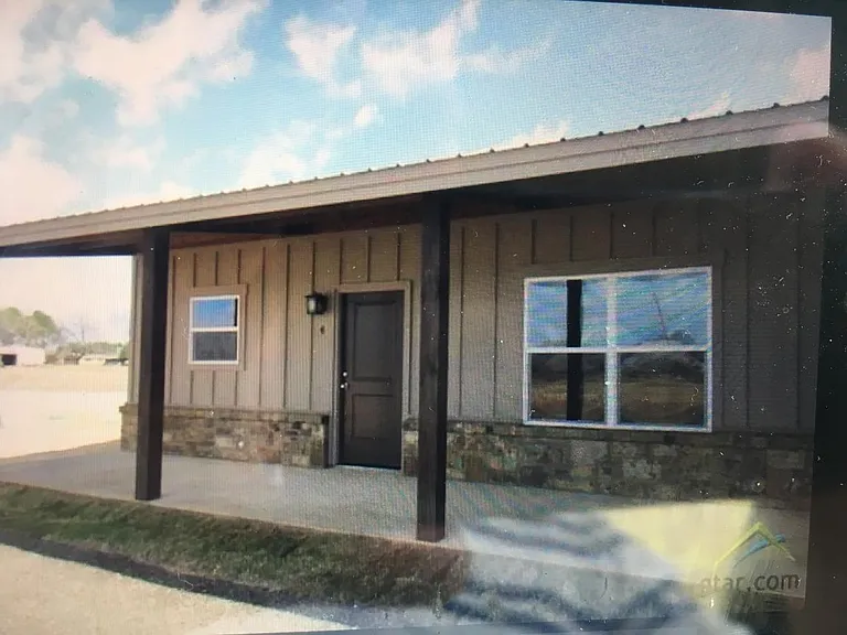 14228 County Road 452 — Photo 1