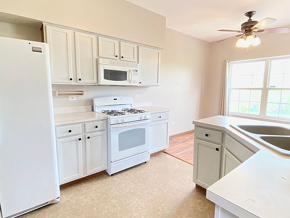 5th image of 2430 Oak Tree Ln