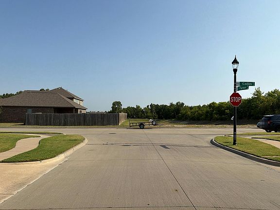 5th image of 3017 Parker Rd
