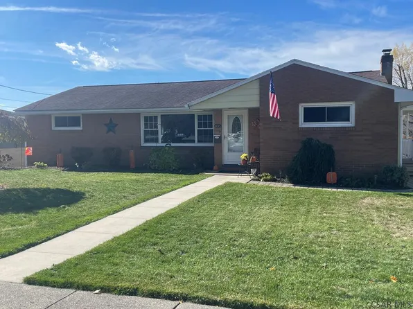 408 Cambria Ave, Windber, PA 15963