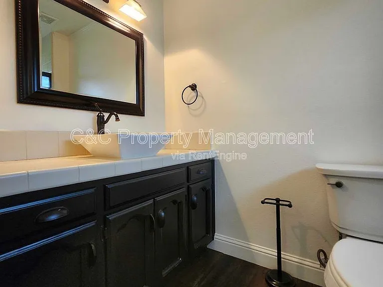 2546 W Victor Ct #102 — Photo 13