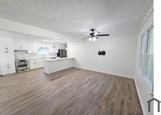 110 Amanda Ct — Photo 5