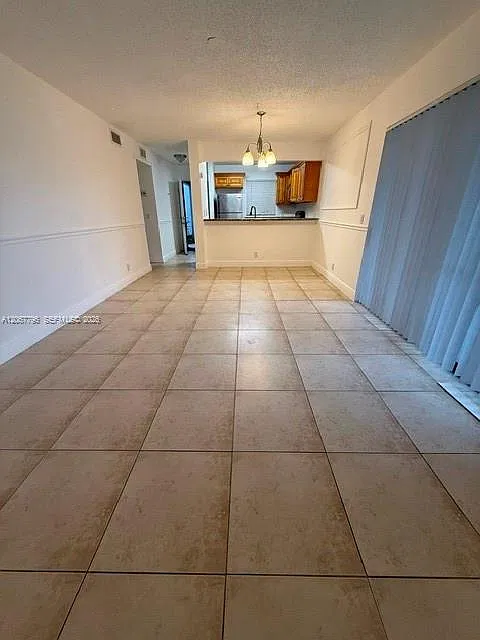 2 bed, 1.0 bath, $1,850 — Photo 2