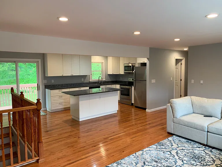 16 Clearbrook Rd — Photo 3
