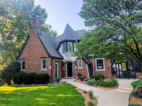 105 Florence St, Lebanon, IL 62254