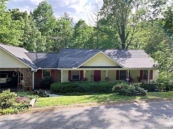 2nd image of 48 E Park Dr