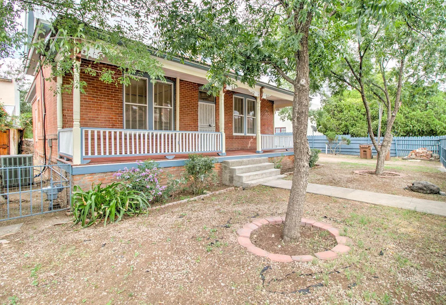 3 bed, 2170 sqft, $2,000 — Photo 3