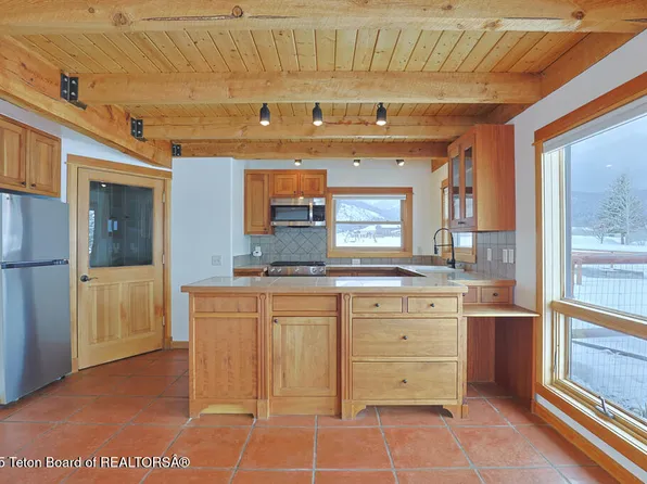 4750 Skyline Loop, Victor, ID 83455