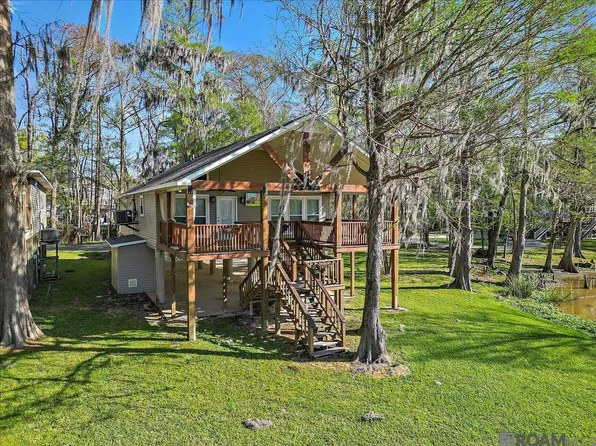 18022 E Riverview St, Denham Springs, LA 70726