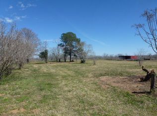 230 Angel Ln, Seguin, TX 78155