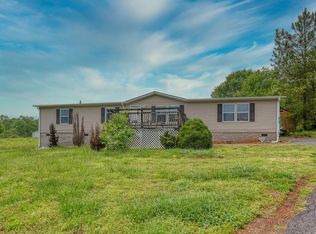 360 Johnson Cir, Inman, SC 29349