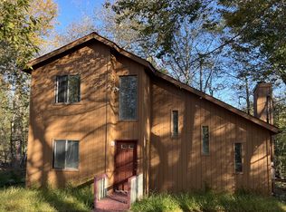 (Undisclosed Address), Tobyhanna, PA 18466