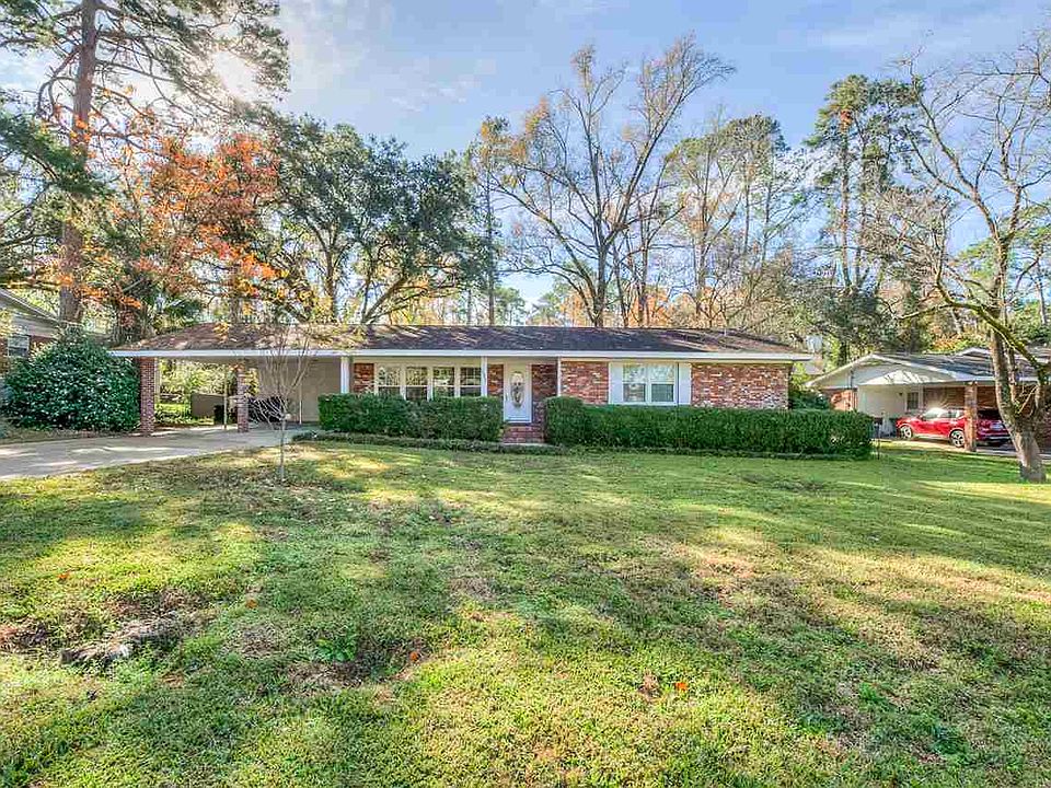 1st image of 2911 Primrose Ln