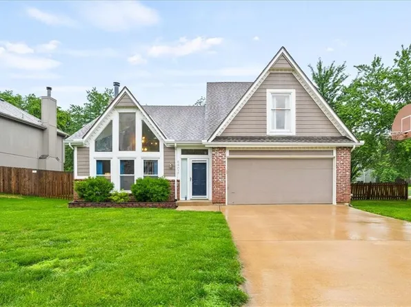 6402 Aminda St, Shawnee, KS 66226