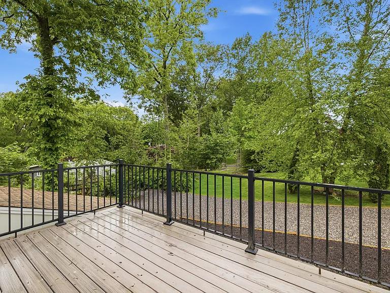 1 Tulip Tree Ln — Photo 57