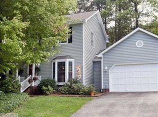 6413 Cardinal Wood Dr, Greensboro, NC 27410