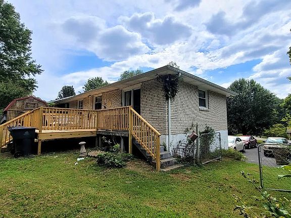 3rd image of 5050 Cherrywood Dr