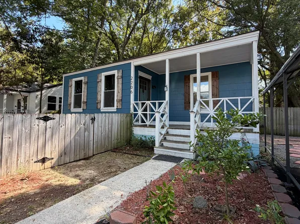 2206 Bailey Dr, North Charleston, SC 29405