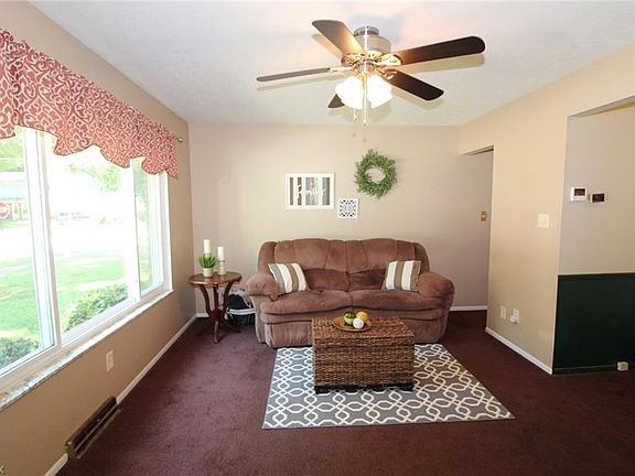 3rd image of 2342 2346 Wickley Ave