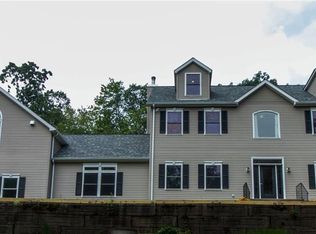 44 Tuttle Ct, Bethany, CT 06524