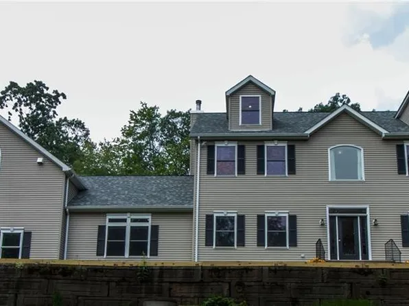 44 Tuttle Court, Bethany, CT 06524