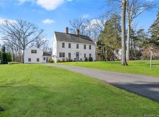 661 Galloping Hill Rd, Fairfield, CT 06824