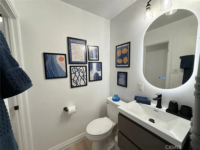 1123 1/2 N Vista St — Photo 18