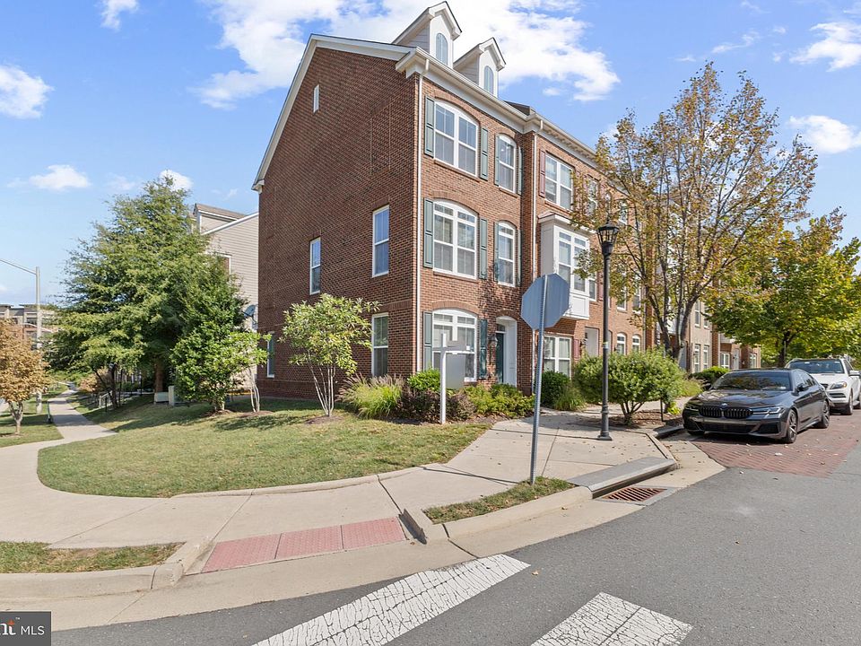 1st image of 9480 Canonbury Sq