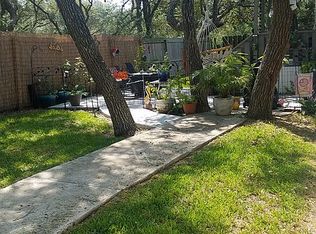 15 Alpha St, Rockport, TX 78382