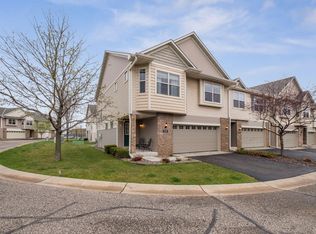 3129 Legacy Ln, Woodbury, MN 55129