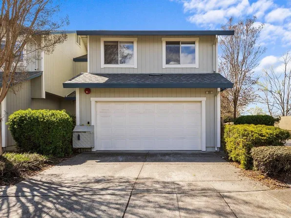 38 Meridian Circle, Rohnert Park, CA 94928