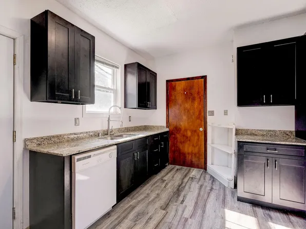 1936 Carroll Ave, Saint Paul, MN 55104