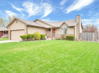 9902 W Westlawn Cir, Wichita, KS 67212