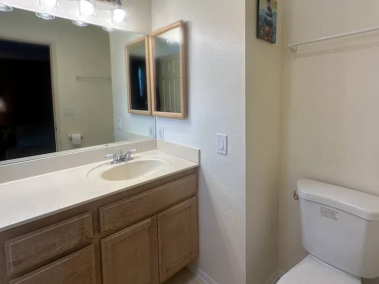 5400 Simpson Ave #4 — Photo 19