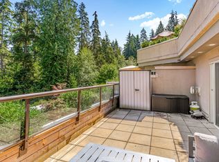 1500 Ostler Ct #305, North Vancouver, BC