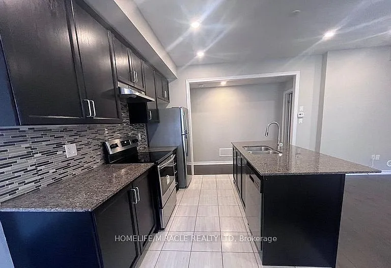 103 Frederick Wilson Ave — Photo 5