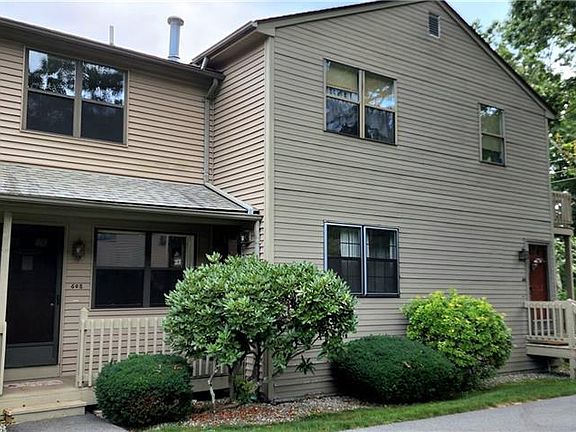 3rd image of 609 Pinewood Dr #609