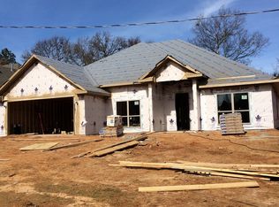 803 Crepe Myrtle Ln, Longview, TX 75604