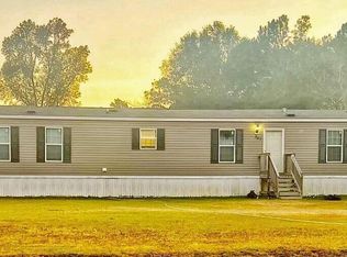 307 Frans Ln, Saint Stephen, SC 29479