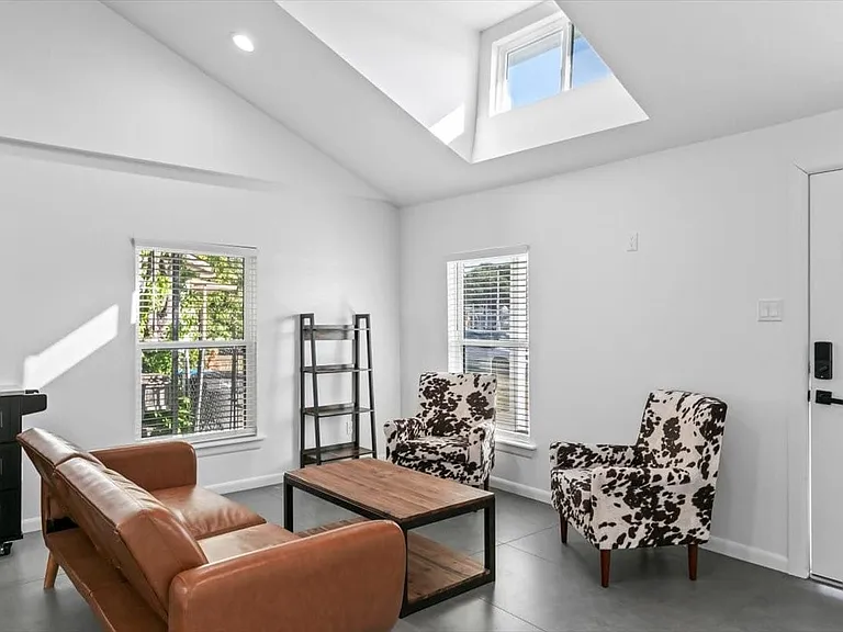 3528 Marquita Dr — Photo 6