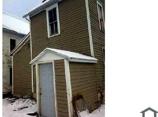 215 W Homer St #1, Freeport, IL 61032