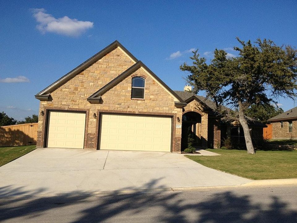 3 car garage