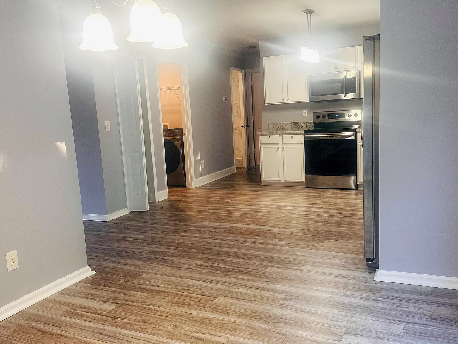 4 bed, 2036 sqft, $2,395 — Photo 4