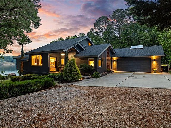 5th image of 605 Sagamore Dr