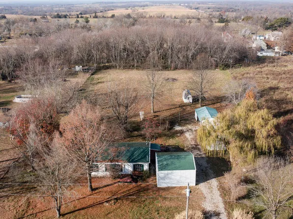 3151 Bertha Avenue, Flemington, MO 65650