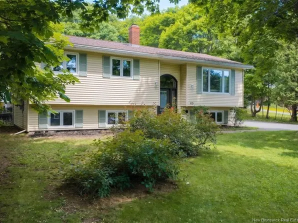 69 Renshaw Rd, Rothesay, NB E2H 1R7