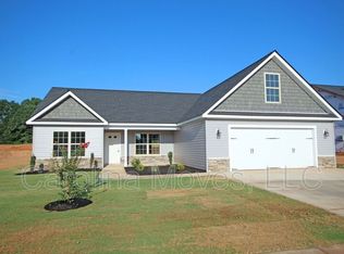 423 Peaksview Dr, Simpsonville, SC 29681