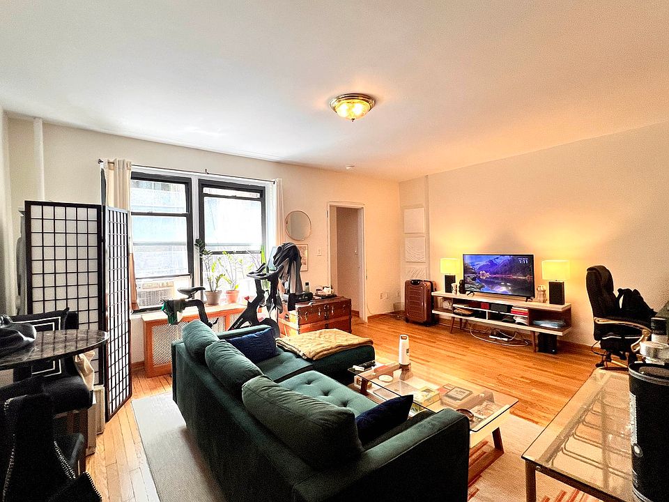 1st image of 308 W 109th St APT 2