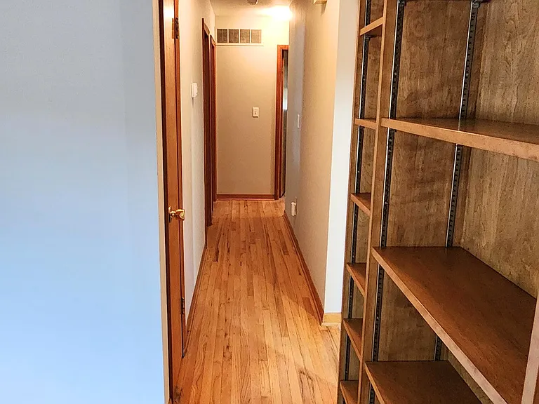 311 Margaret Ave — Photo 3