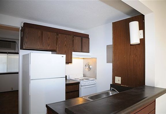 GB 1BD Kitchen